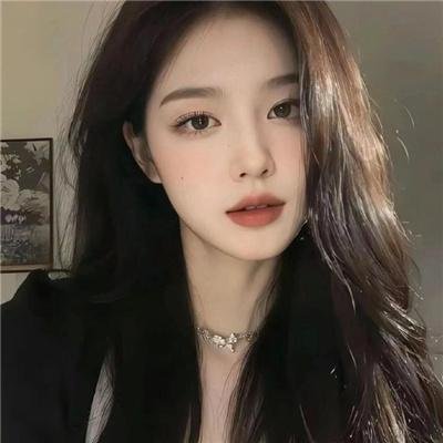蒙娜丽莎与血月亮